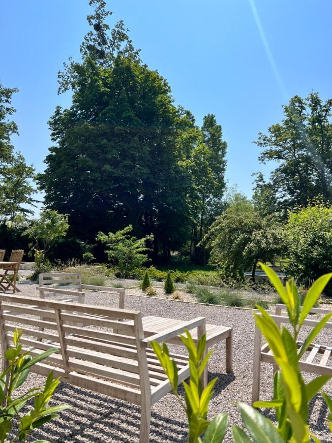 Manoir Les Feuillantines Piscine & Spa Isques Buitenkant foto